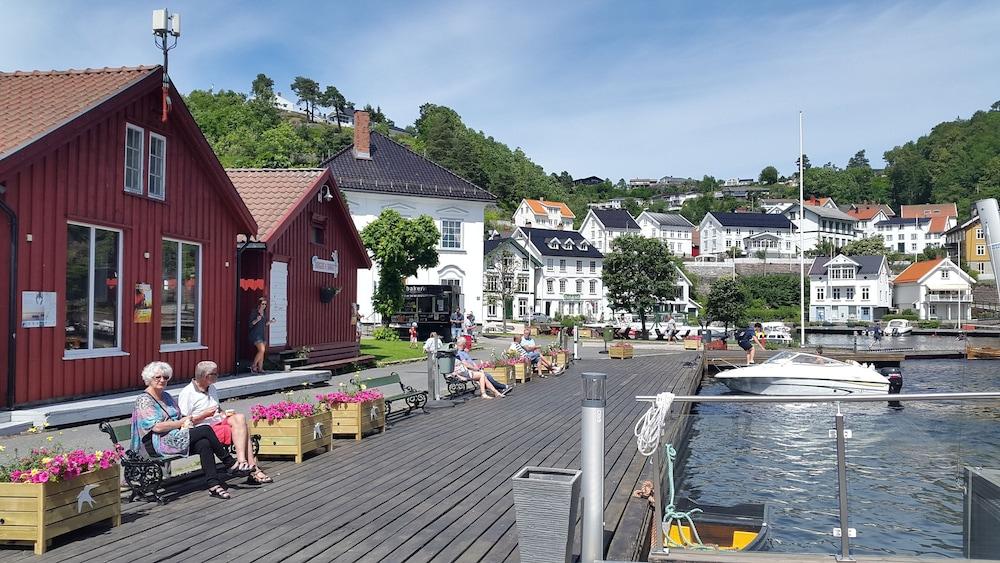 Tvedestrand Fjordhotell - Unike Hoteller ภายนอก รูปภาพ